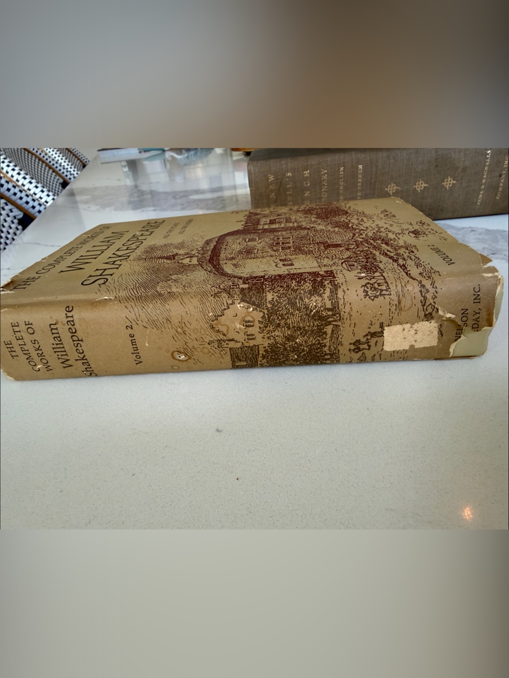 Two Vintage original books for decoration - Picture 2 of 12